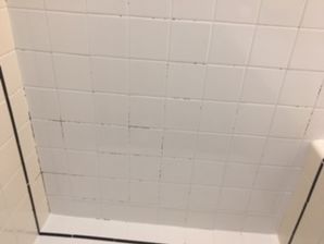 Before & After Tile and Grout Cleaning in Northborough, MA (1)
